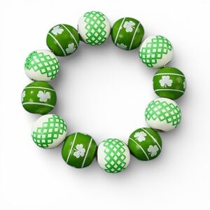 Green and White Stretch Beaded St. Patrick’s Day Bracelet NWT